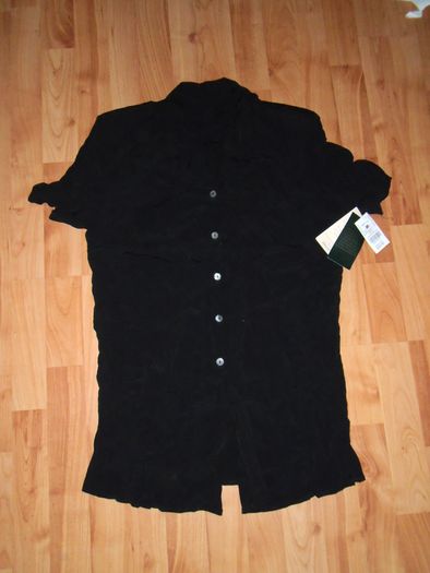Ladies black short sleeve blouse BNWT