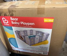Bear baby playpen