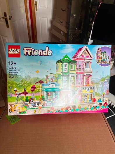 RETIRED Heartlake City Apartments and Shops Lego 42670 New and Sealed