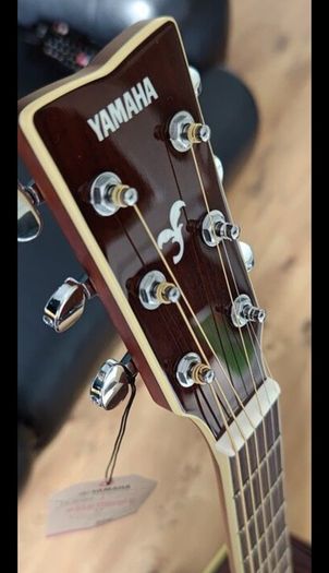 Yamaha FG830 Tobacco brown sunburst