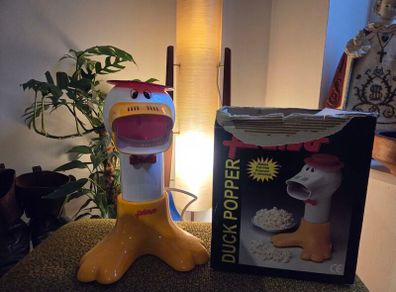vintage popcorn machine duck prima