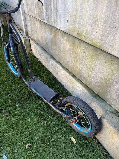 [Lot] 4x Cycles Bikes 1 Scooter