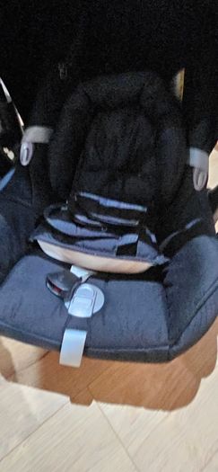 bugaboo cameleon. black and cream. full kit, everything like new.