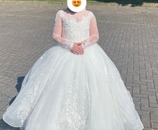 Communion dress