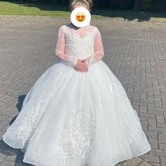 Communion dress