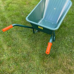 Heavy Duty Wheelbarrow