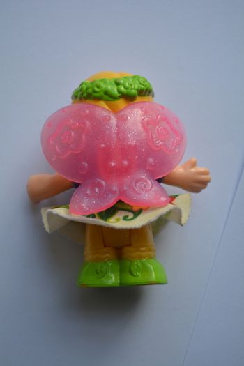 Fisher Price Little People Fairy Sarah Lynn Bendable Used Please look at the pictures
