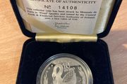 2004 Silver Proof Coin (Swan)