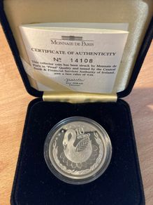 2004 Silver Proof Coin (Swan)