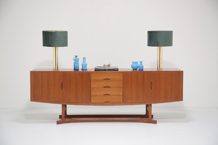 Mid-Century Danish Teak Sideboard Model HB20 by Johannes Andersen for Hans Bech, 1960s