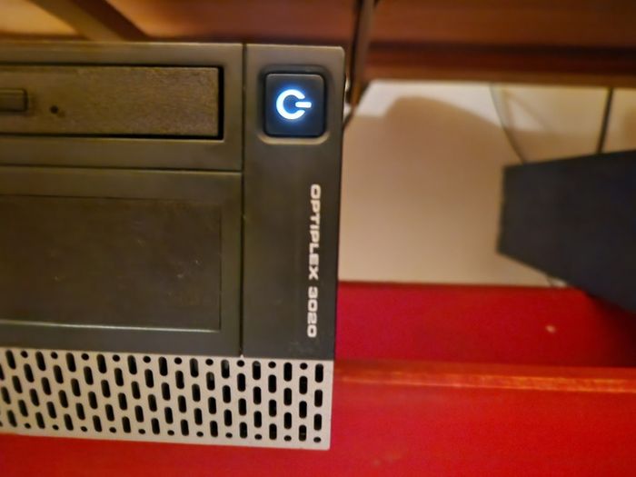 Dell i5 Desktop, 8GB Ram, DELL Monitor,