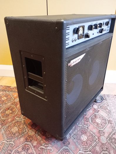 Ashdown ABM Evo 300 bass amp