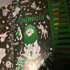 3 Disney Colouring books & markers