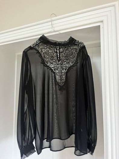 Michaela Louisa Blouse