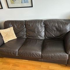 Brown Leather 3 Seater Sofa Good Condition (Ringsend)