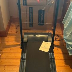 Power Track 500 Treadmill foldable