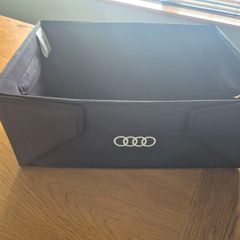 Audi cargo in car box