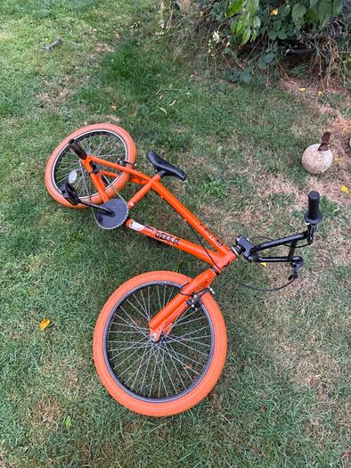 X-rated Stunt BMX