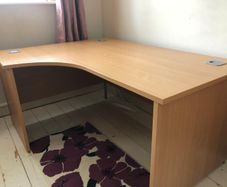 Office Desk - Radial