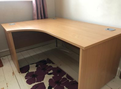 Office Desk - Radial