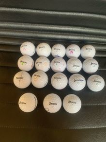 (18) Srixon soft feel golf balls