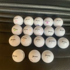 (18) Srixon soft feel golf balls