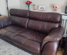 3 Seater DV leather Sofa Brown. Perfect condition!