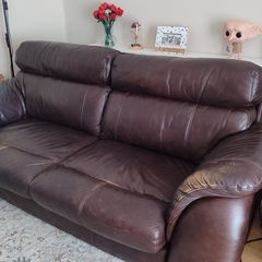 3 Seater DV leather Sofa Brown. Perfect condition! On Adverts untill Tuesday, after will goes in to the skip.