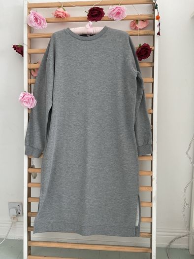 dress freequent brand size small grey sweatshirt dress with side slits