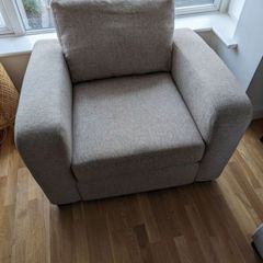 Layla DFS armchair