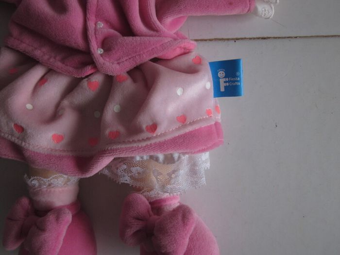 Fiesta Crafts  Tellatale Girl Hand Puppet