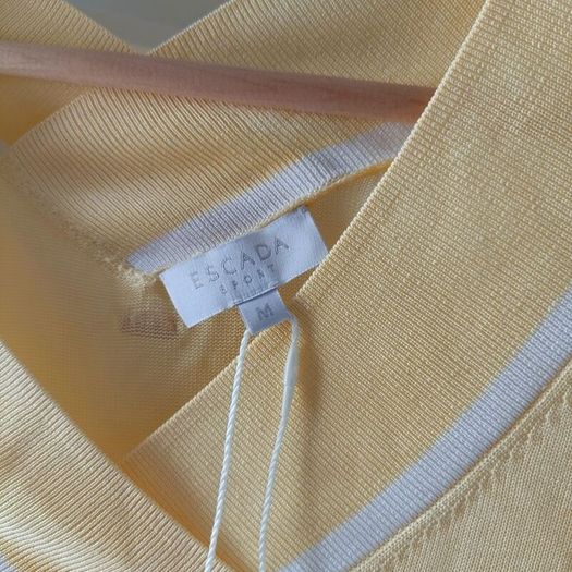 BNWT Escada yellow v neck jumper
