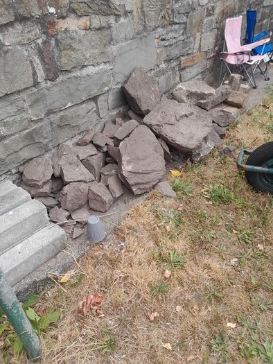 Free Stone