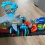 Hot Wheels City Ultra Shark Car Wash Set Image 2