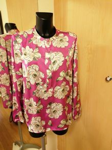 Women's Blouse Gallery NWT 14