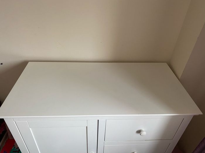 side unit cabinet
