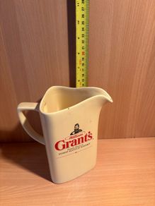 Pub jug Grant's