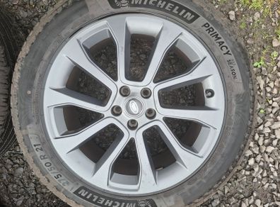 21" Genuine Range Rover Alloys with tyres