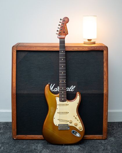 Fender Custom Shop Limited Edition 1961 STRAT RELIC 8 of 12 2000 - Gold (applied over a Sonic Blue base)