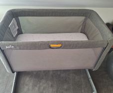 Joie Roomie Glide Bedside Crib