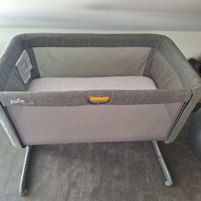Joie Roomie Glide Bedside Crib