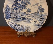 Fabulous Vintage Arklow Pottery Blue and White 9 Inch Wall Plate in an Classic Style Landscape Pattern with a Country Scene