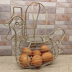 Vintage Style Wire Chicken Egg Basket / Holder