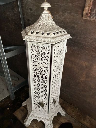 Cast Iron ornate Orangery oilheater