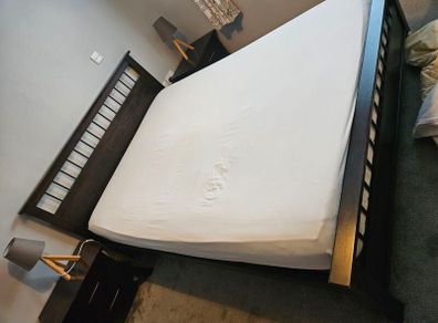 King size bed, 2 x lockers, 1 wardrobe and 1 chest of drawers