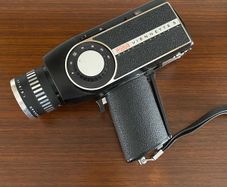 Vintage Emig Vienette 5 Movie Camera
