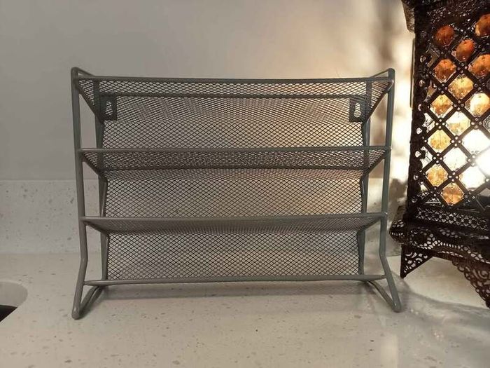 4 tiered small shelves (29cm wide x 21cm high)