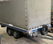Blyss Twin Axle 2.7T Covered Trailer