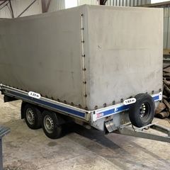Blyss Twin Axle 2.7T Covered Trailer