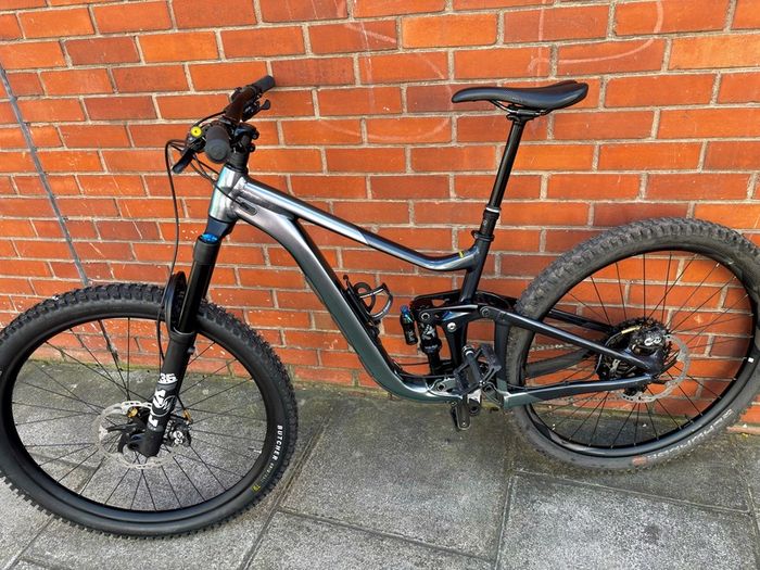 Giant Reign 1 2023 Enduro MTB